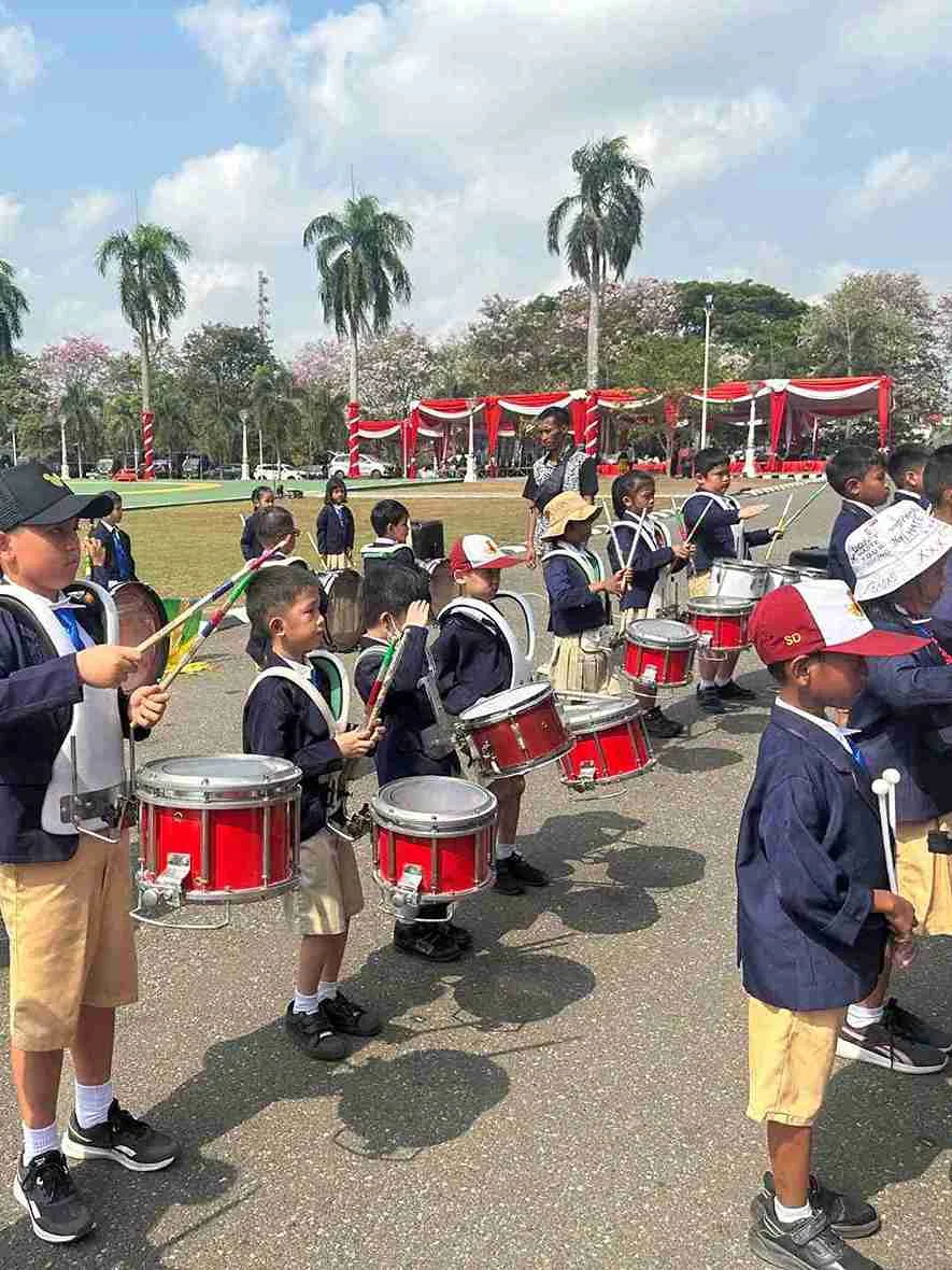 Momen Seru Drumband